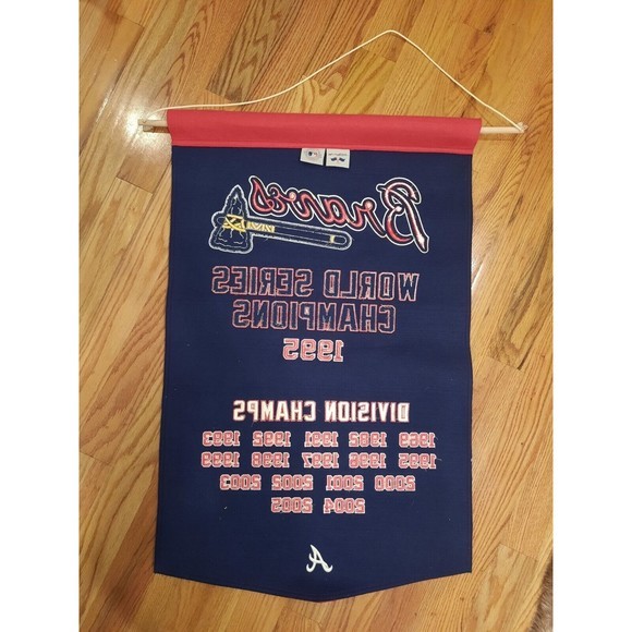 Vintage Atlanta Braves 1995 World Series Champions / Division Champs Banner - Picture 2 of 7